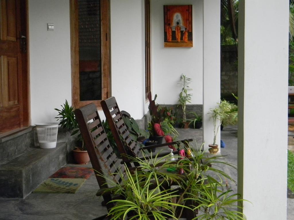 Om Villa ฮิกคาดูวา ภายนอก รูปภาพ
