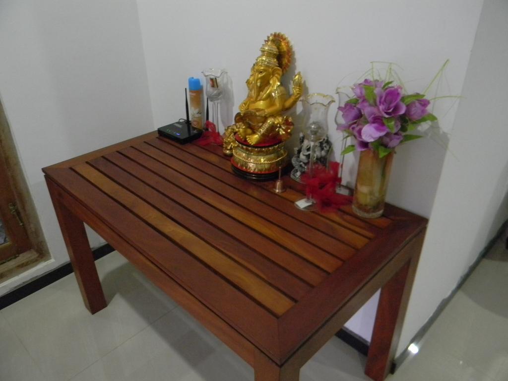 Om Villa ฮิกคาดูวา ภายนอก รูปภาพ
