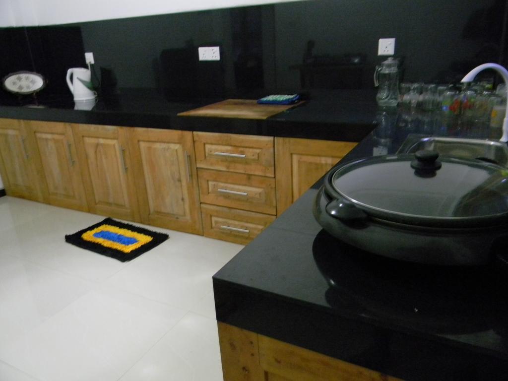 Om Villa ฮิกคาดูวา ภายนอก รูปภาพ