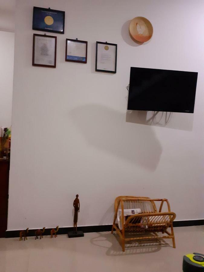 Om Villa ฮิกคาดูวา ภายนอก รูปภาพ